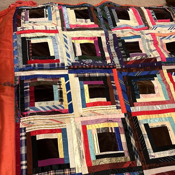 Antique patchwork quilt 68” x 76” - Picture 4 of 6